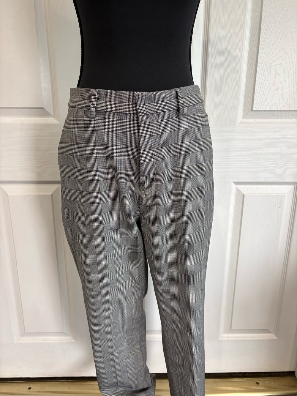 Uniqlo Black & White Plaid Pants